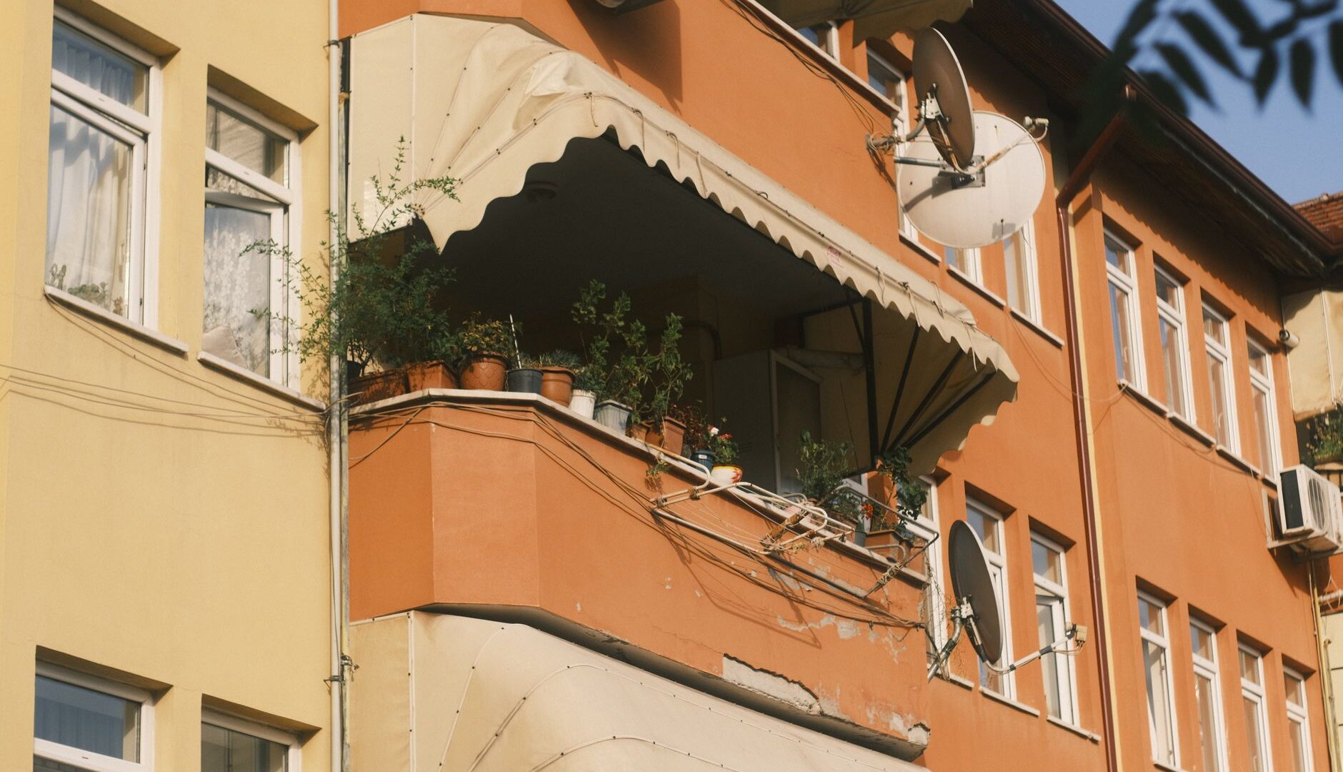 Kadıköy — Mafsallı Tente